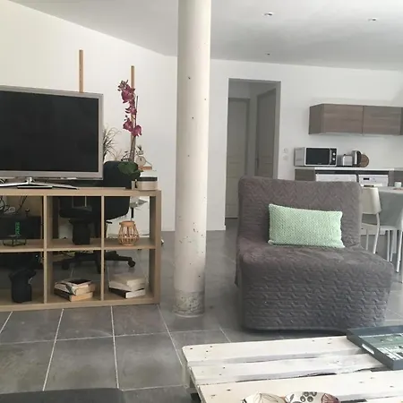 Vue A La Campagne Apartmán *